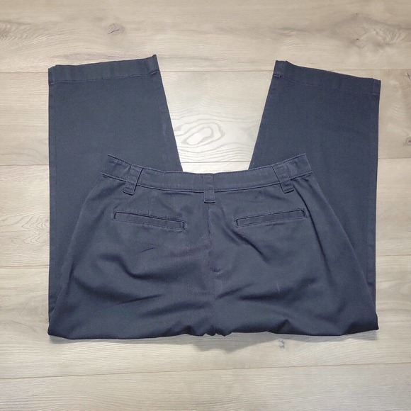 LL Bean Pants Women's 12 Classic Fit Elastic Waist Crop Black Flat Front - Picture 1 of 9